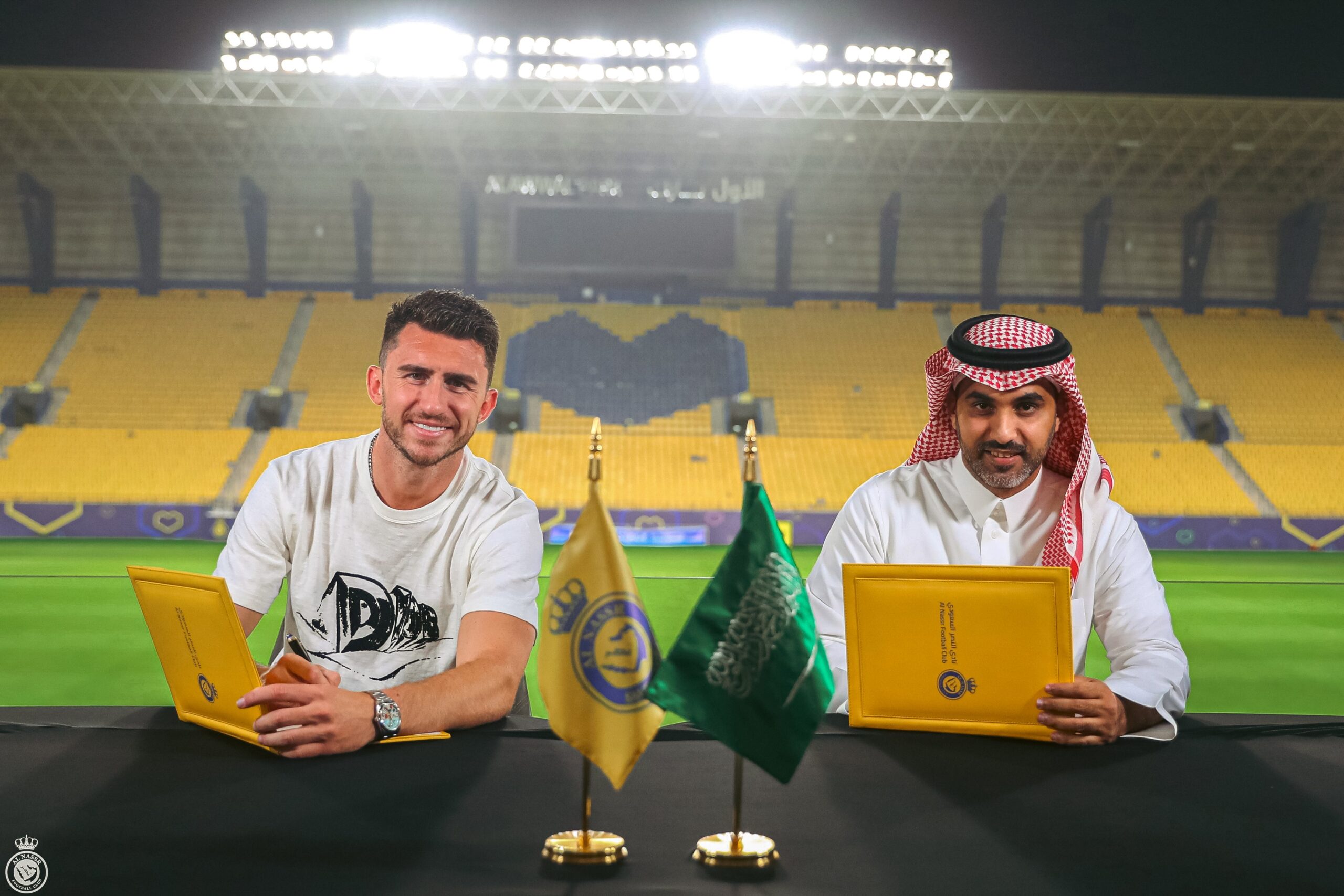 النصر السعودي يضم رسمياً المدافع لابورت قادمًا من مانشستر سيتي