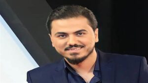 علاقة حب وتفاهم تربط بين الفنان والمذيع 