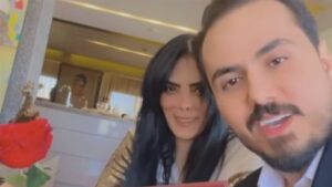 علاقة حب وتفاهم تربط بين الفنان والمذيع 