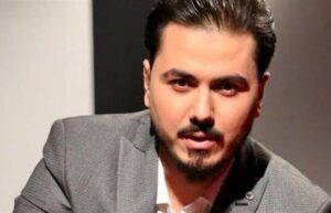 علاقة حب وتفاهم تربط بين الفنان والمذيع 