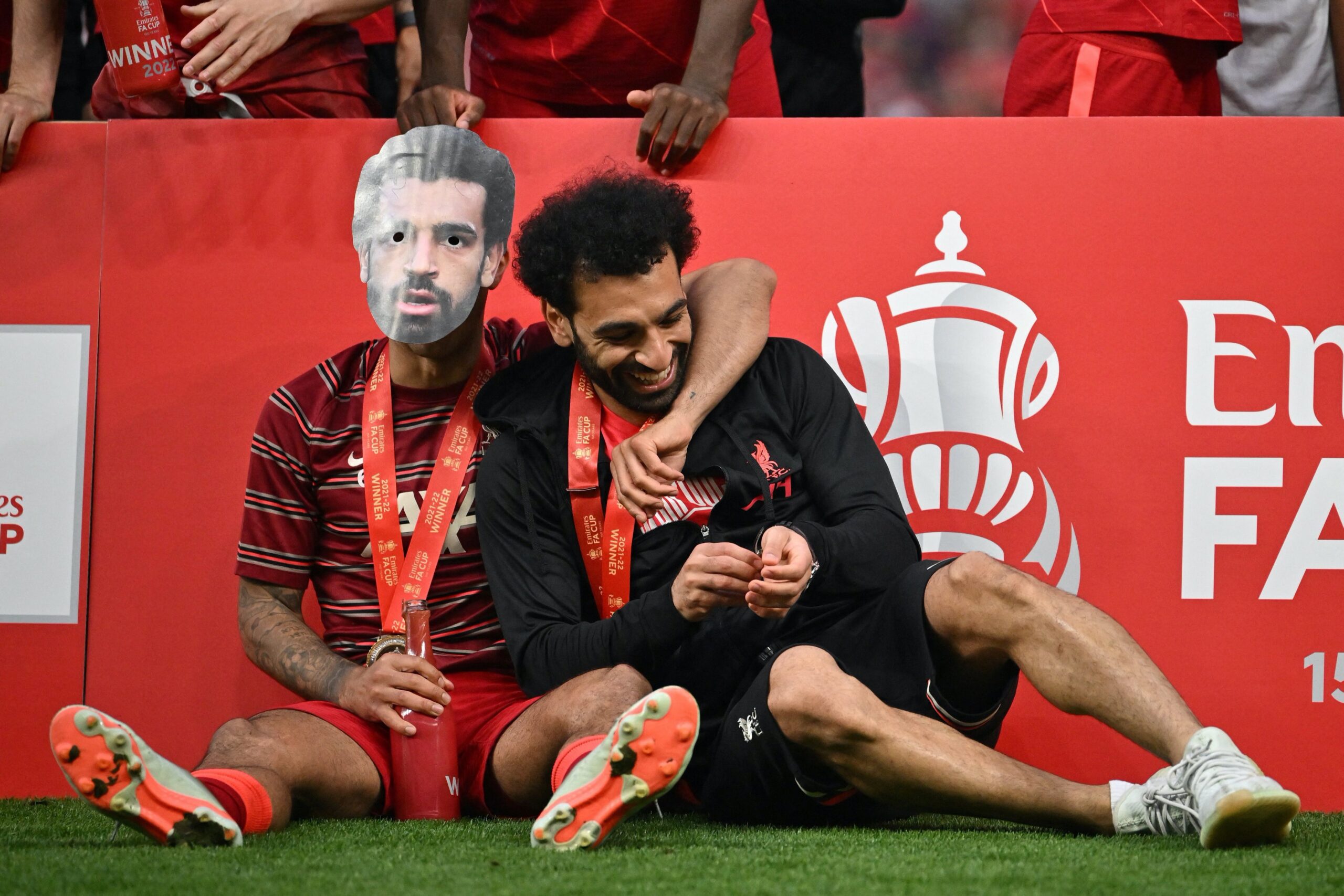 هل ينتقل محمد صلاح إلى الهلال بعد رحيل كلوب عن ليفربول؟